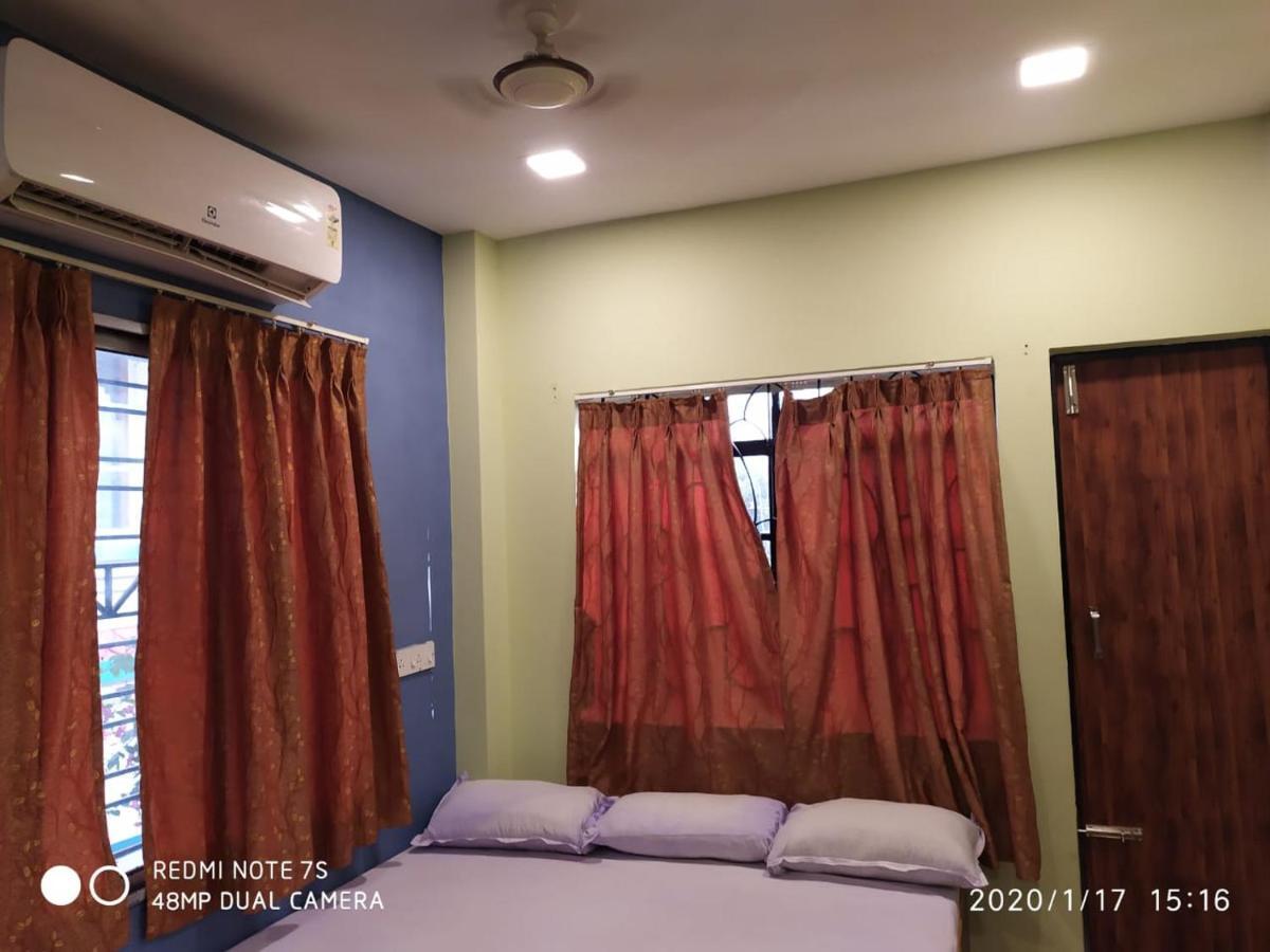 Swapnonir Hotel Shanti Niketan Exterior photo